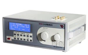 Dielektrický konstantní zkoušeč